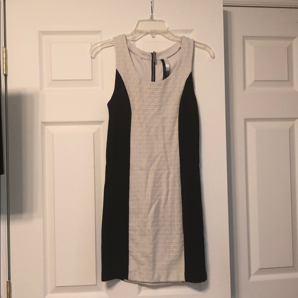 Kensie Black and white dress
